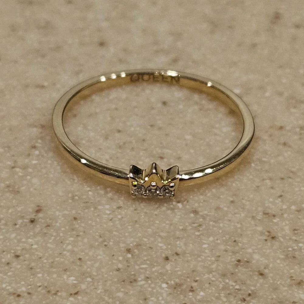 RARE MONICA RICH KOSANN BRIDGERTON QUEEN TIARA STACKING POESY DIAMOND 18K RING